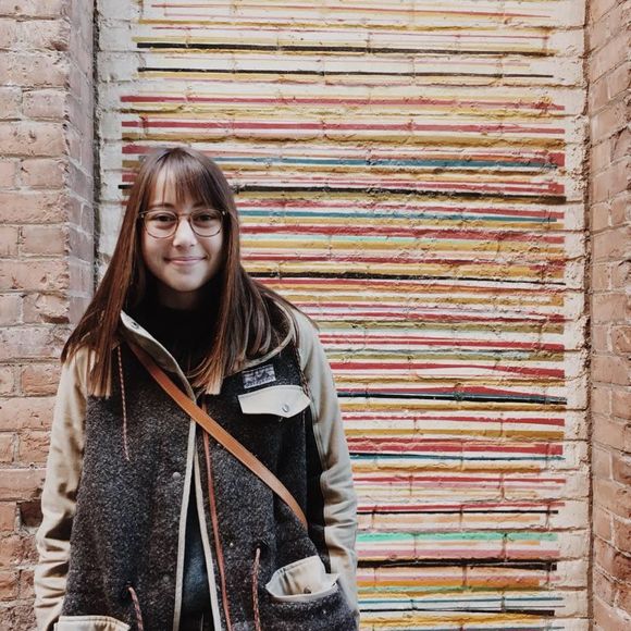 Meet your Posher, Analise - Picture 1 of 1